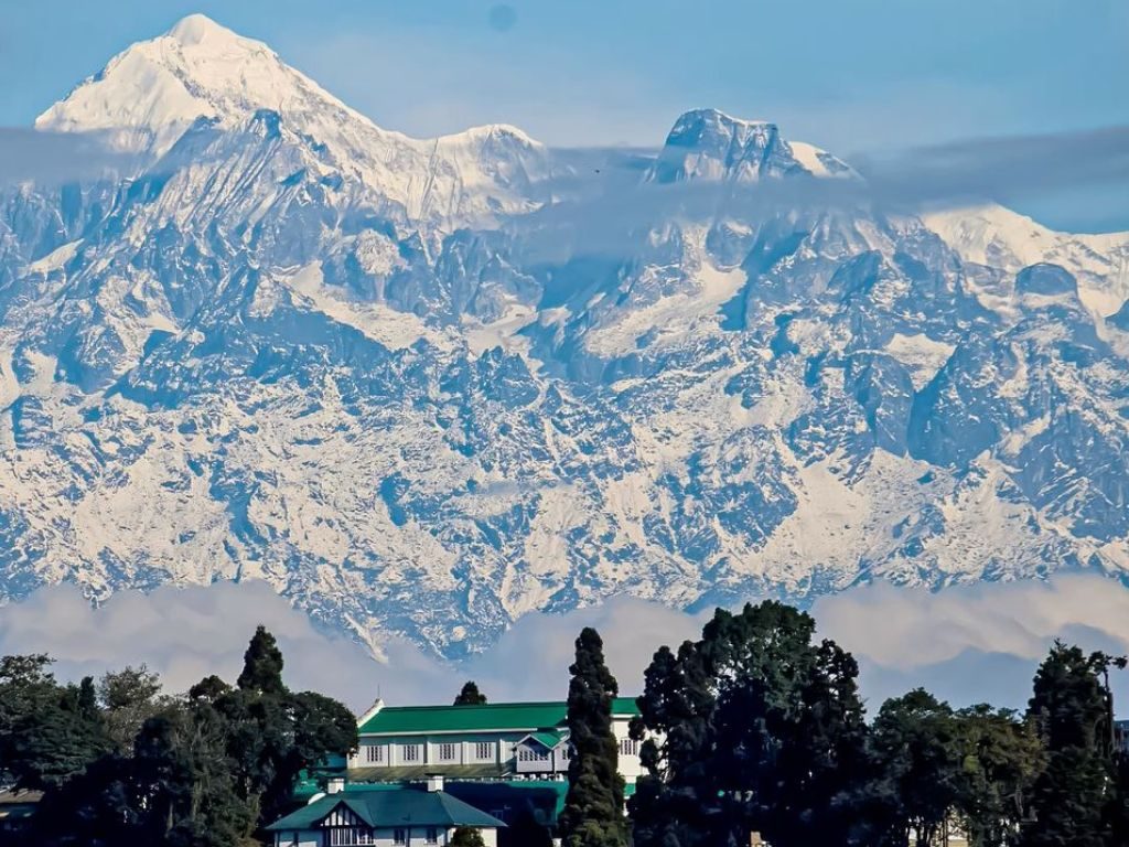 Darjeeling Holiday Tour Package